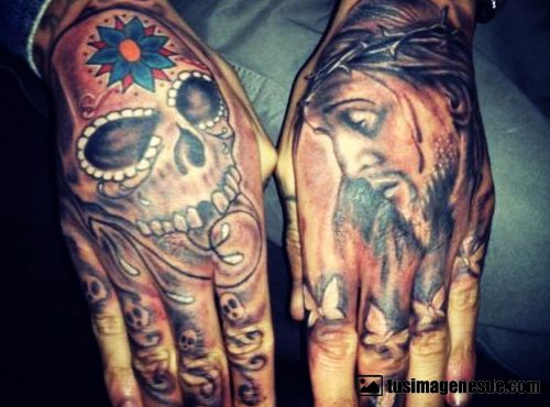 tatuajes en la mano